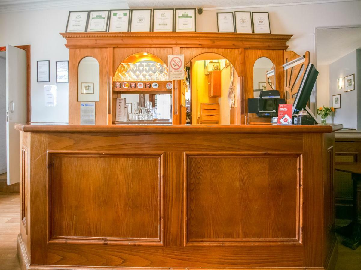Oyo-角落酒店 卡诺斯蒂 外观 照片